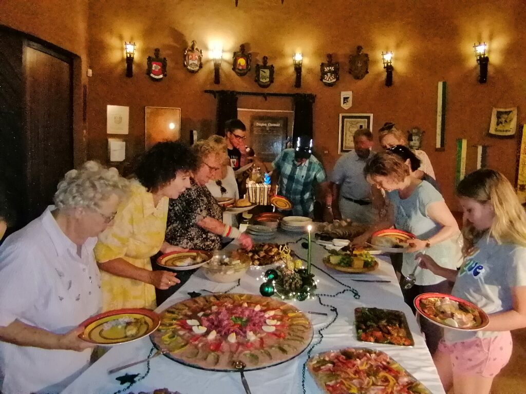 Buffet bei der Weihnachtsfeier